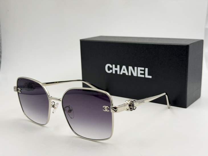 Picture of Chanel Sunglasses _SKUfw80535453fw